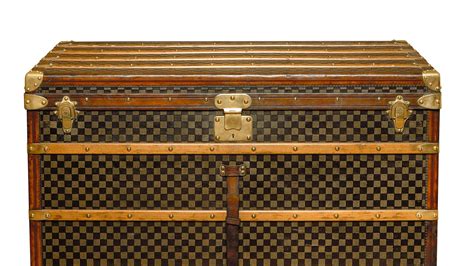 louis vuitton whiskey trunk|louis vuitton vintage trunks.